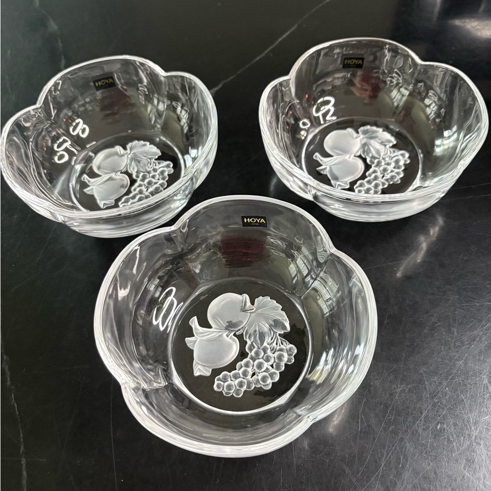 Hoya Crystal Japan Pomona Fruit Embossed Bowls -set of three